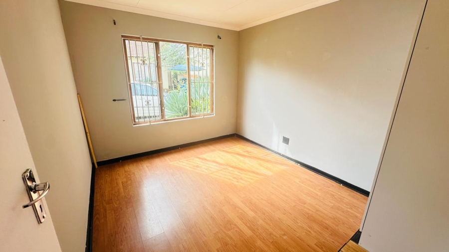 3 Bedroom Property for Sale in Liefde en Vrede Gauteng