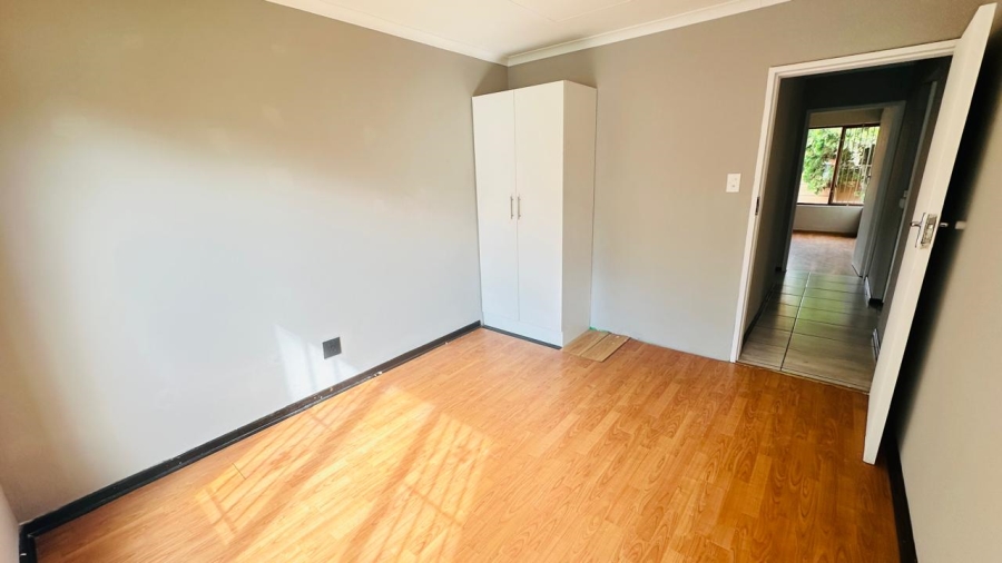 3 Bedroom Property for Sale in Liefde en Vrede Gauteng