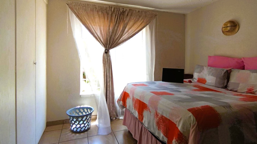 3 Bedroom Property for Sale in Rietfontein SH Gauteng