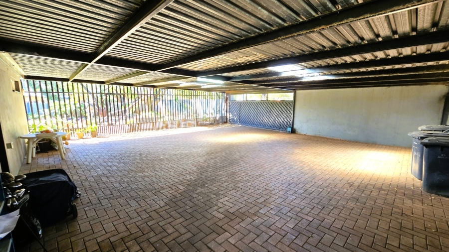 4 Bedroom Property for Sale in Lyttelton Manor Gauteng