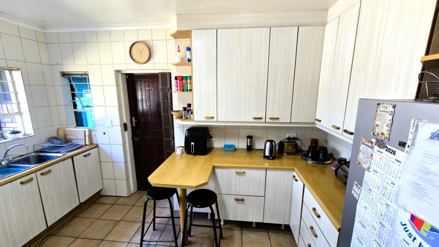 4 Bedroom Property for Sale in Lyttelton Manor Gauteng