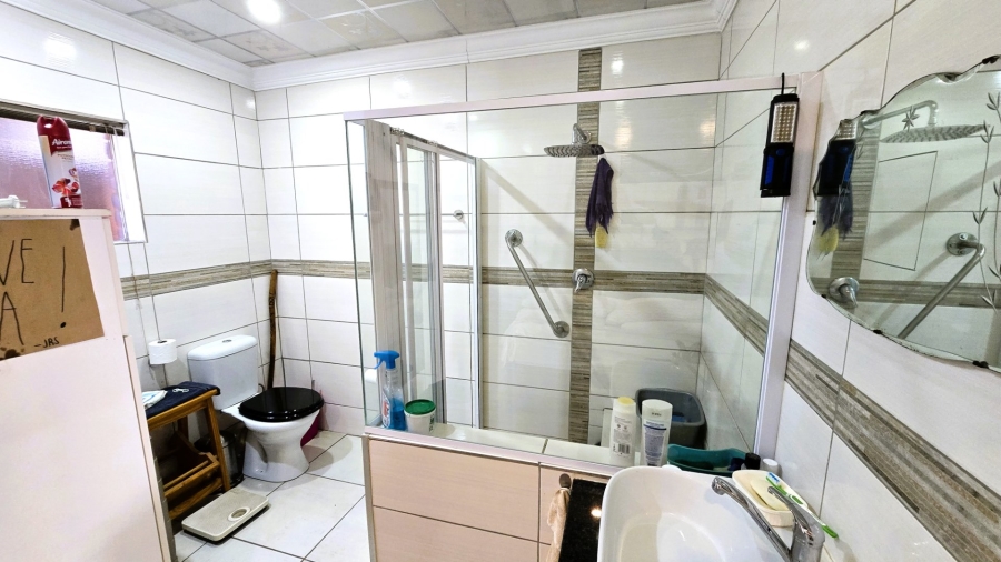 4 Bedroom Property for Sale in Lyttelton Manor Gauteng