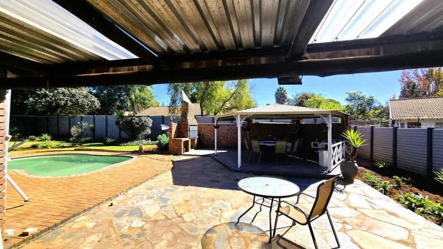4 Bedroom Property for Sale in Lyttelton Manor Gauteng