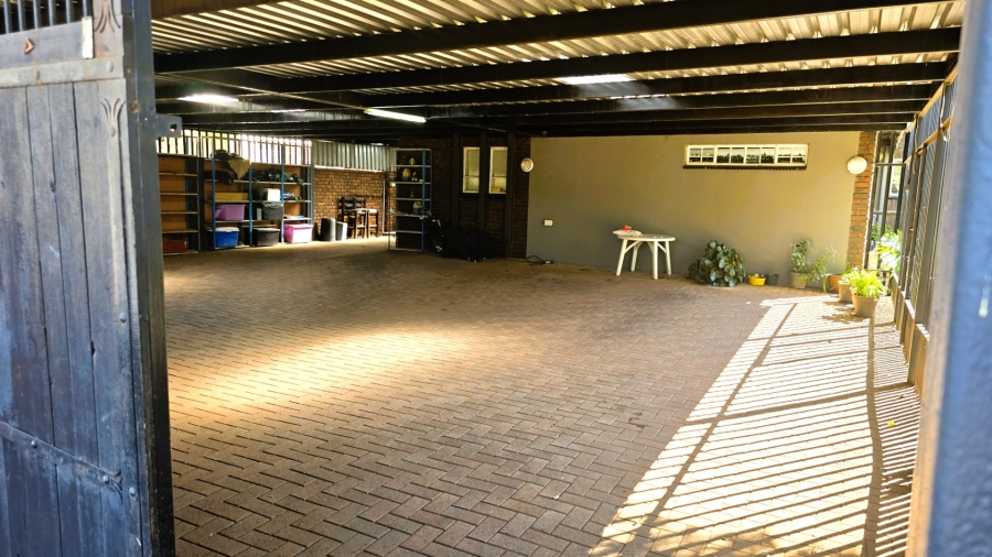 4 Bedroom Property for Sale in Lyttelton Manor Gauteng