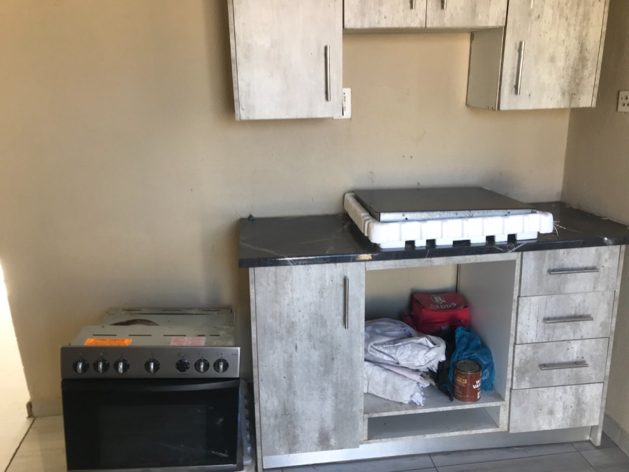 To Let 2 Bedroom Property for Rent in Protea Garden Gauteng