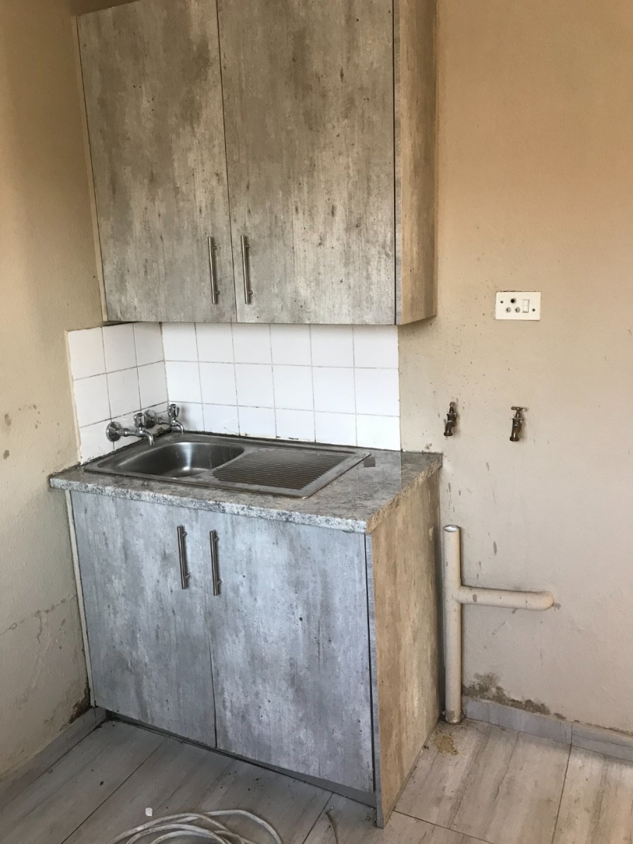 To Let 2 Bedroom Property for Rent in Protea Garden Gauteng