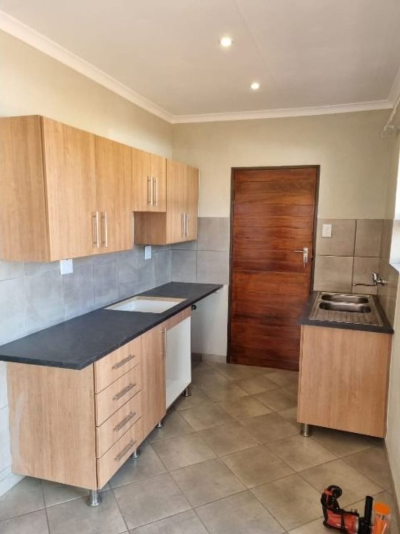 3 Bedroom Property for Sale in Windmill Park Gauteng