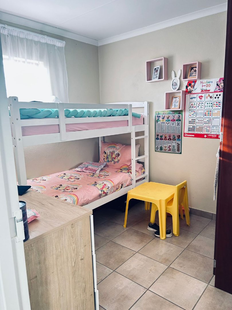 3 Bedroom Property for Sale in Kosmosdal Gauteng