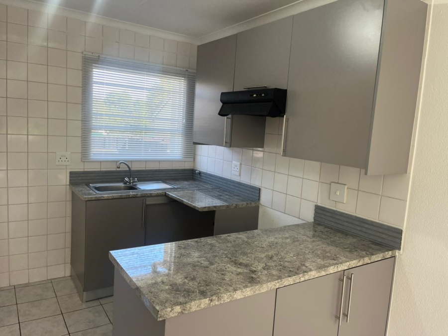 3 Bedroom Property for Sale in Rembrandt Park Gauteng