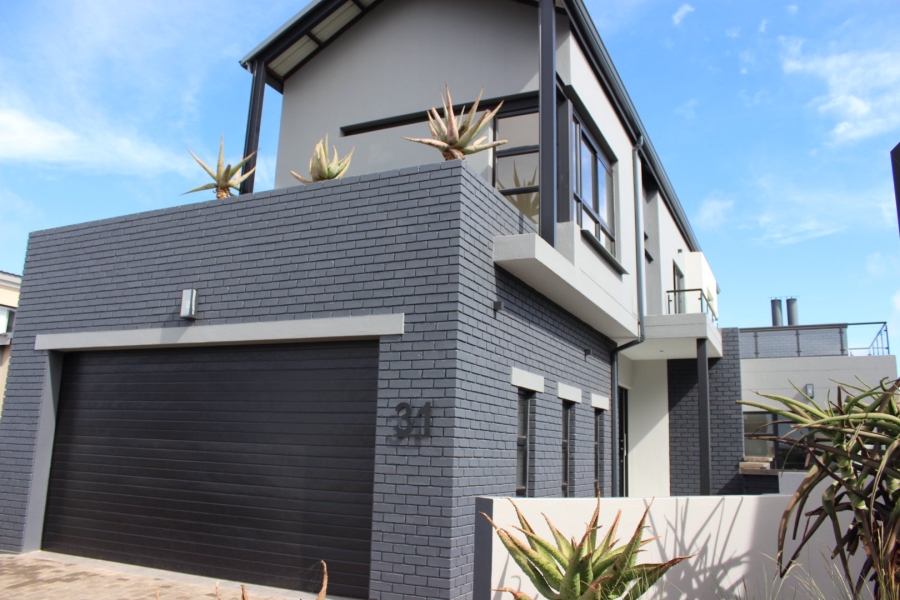 4 Bedroom Property for Sale in Fountainbrook Estate Gauteng