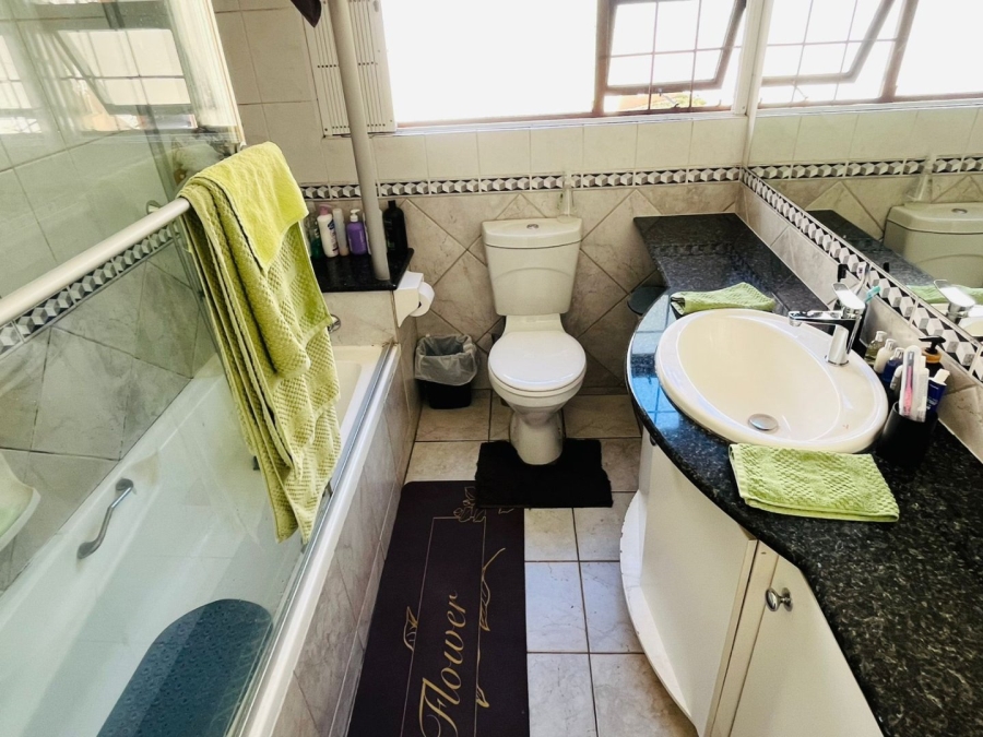 2 Bedroom Property for Sale in Randpark Ridge Gauteng