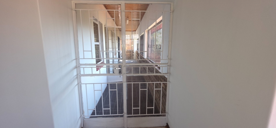 4 Bedroom Property for Sale in Laudium Gauteng