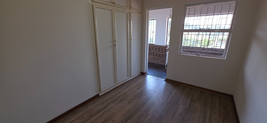 4 Bedroom Property for Sale in Laudium Gauteng