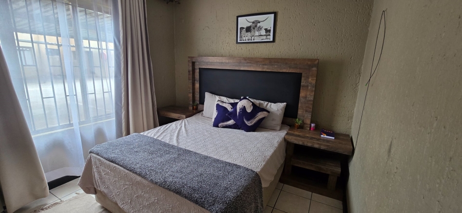 2 Bedroom Property for Sale in Florida Lake Gauteng