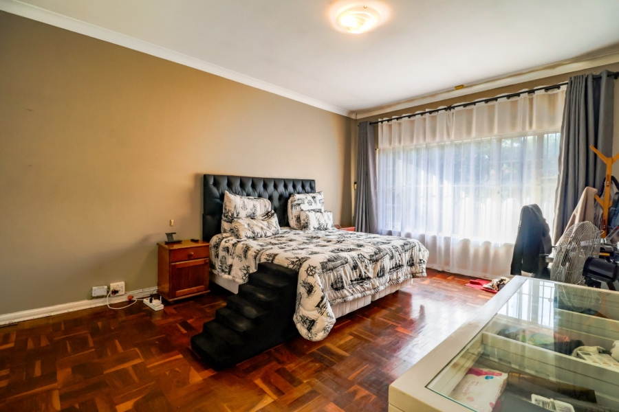 4 Bedroom Property for Sale in Savoy Estate Gauteng