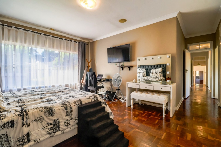 4 Bedroom Property for Sale in Savoy Estate Gauteng