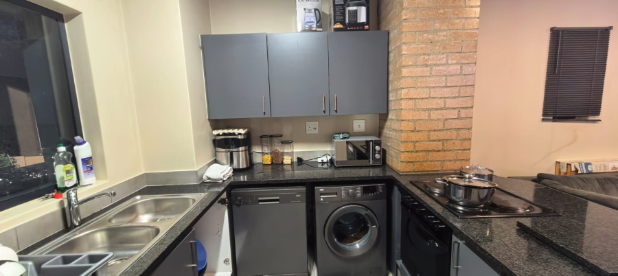 2 Bedroom Property for Sale in Vorna Valley Gauteng