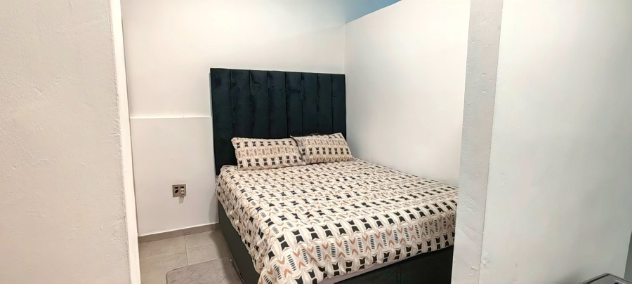 1 Bedroom Property for Sale in Ferndale Gauteng