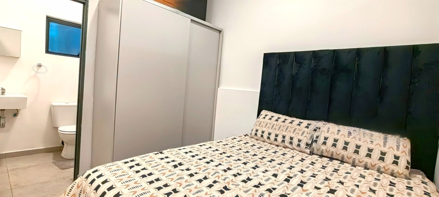 1 Bedroom Property for Sale in Ferndale Gauteng