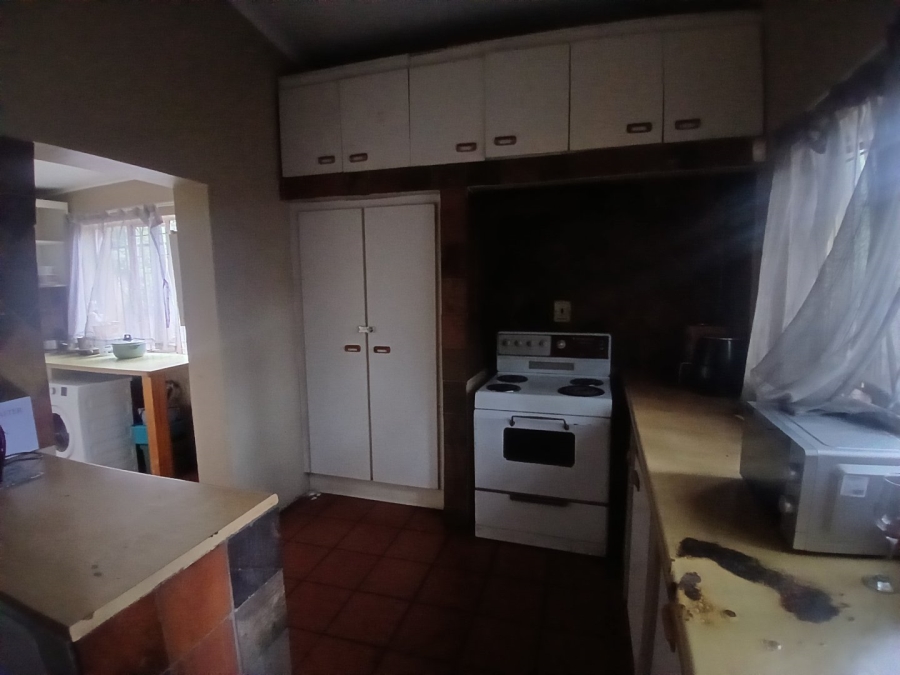 6 Bedroom Property for Sale in Pretoria Gauteng