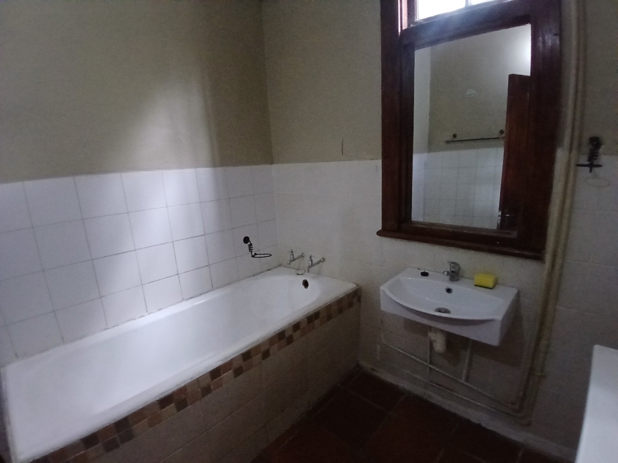 6 Bedroom Property for Sale in Pretoria Gauteng