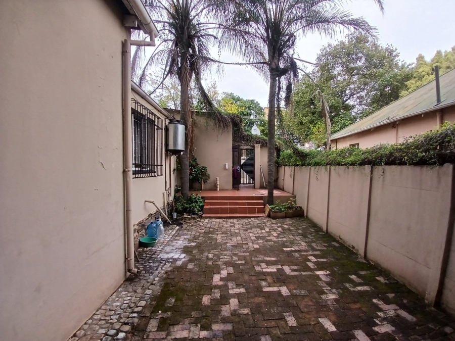 6 Bedroom Property for Sale in Pretoria Gauteng