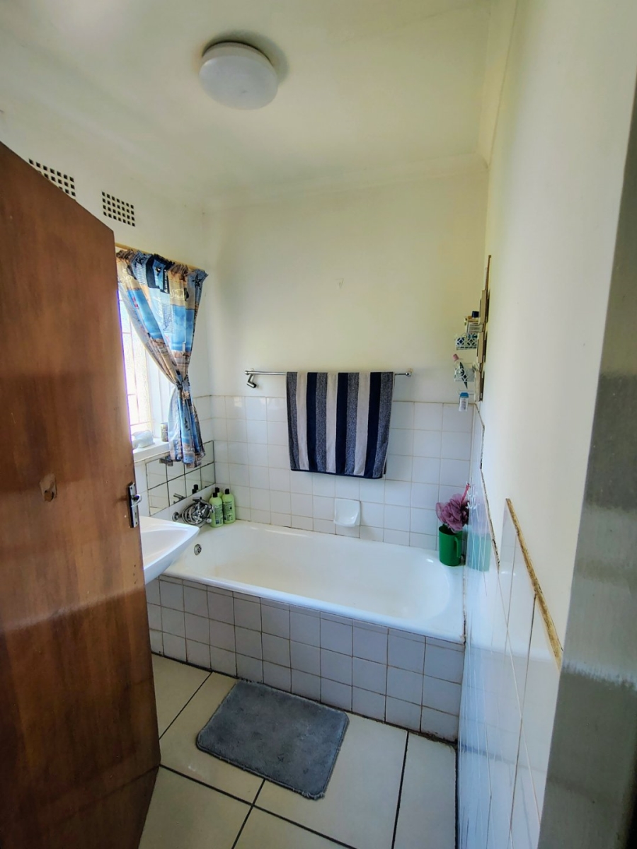 2 Bedroom Property for Sale in Vanderbijlpark Cw 6 Gauteng