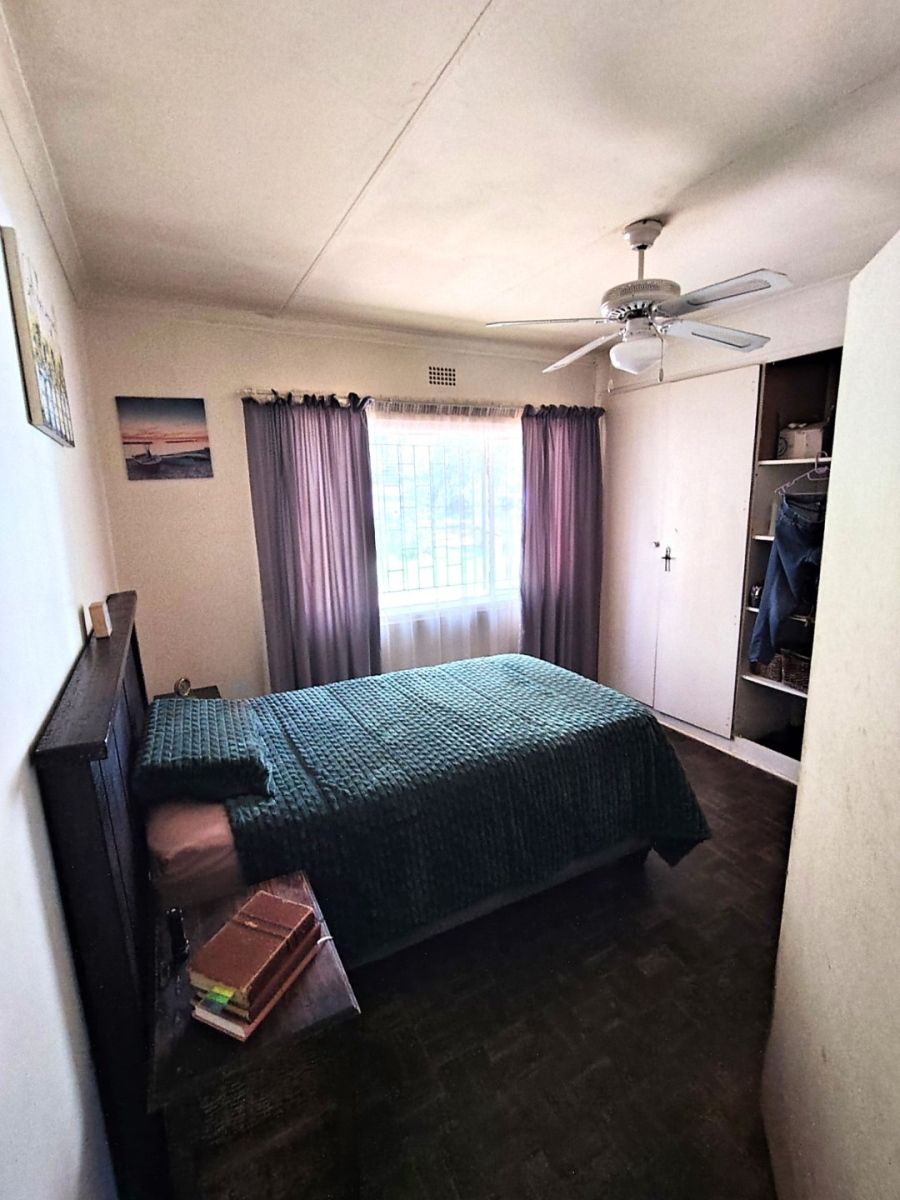 2 Bedroom Property for Sale in Vanderbijlpark Cw 6 Gauteng