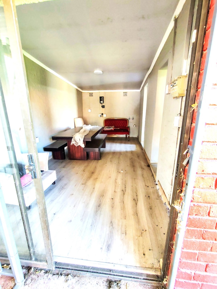 2 Bedroom Property for Sale in Vanderbijlpark Cw 6 Gauteng