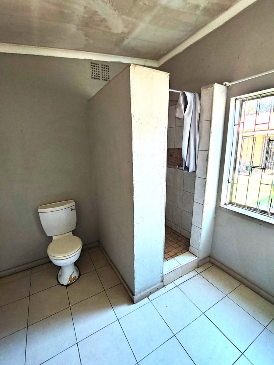 2 Bedroom Property for Sale in Vanderbijlpark Cw 6 Gauteng