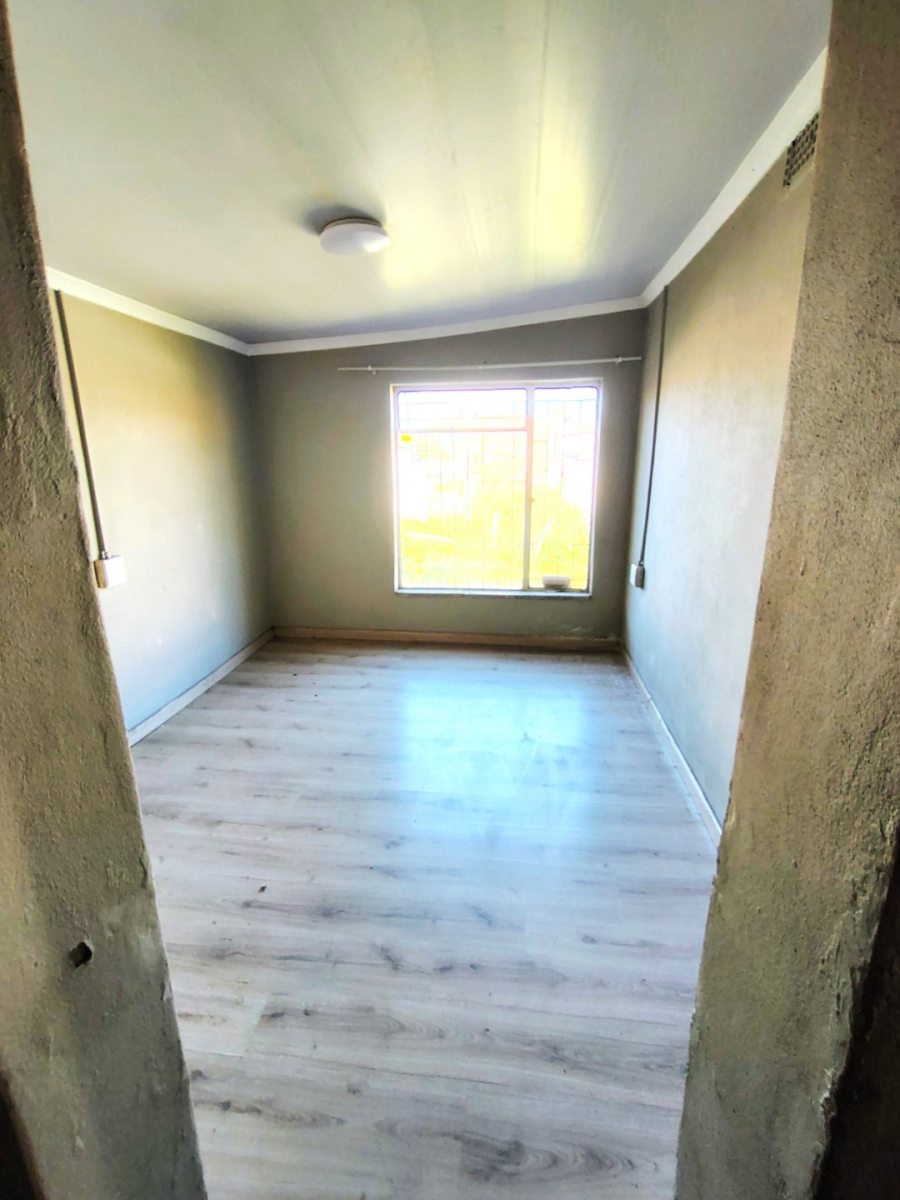 2 Bedroom Property for Sale in Vanderbijlpark Cw 6 Gauteng