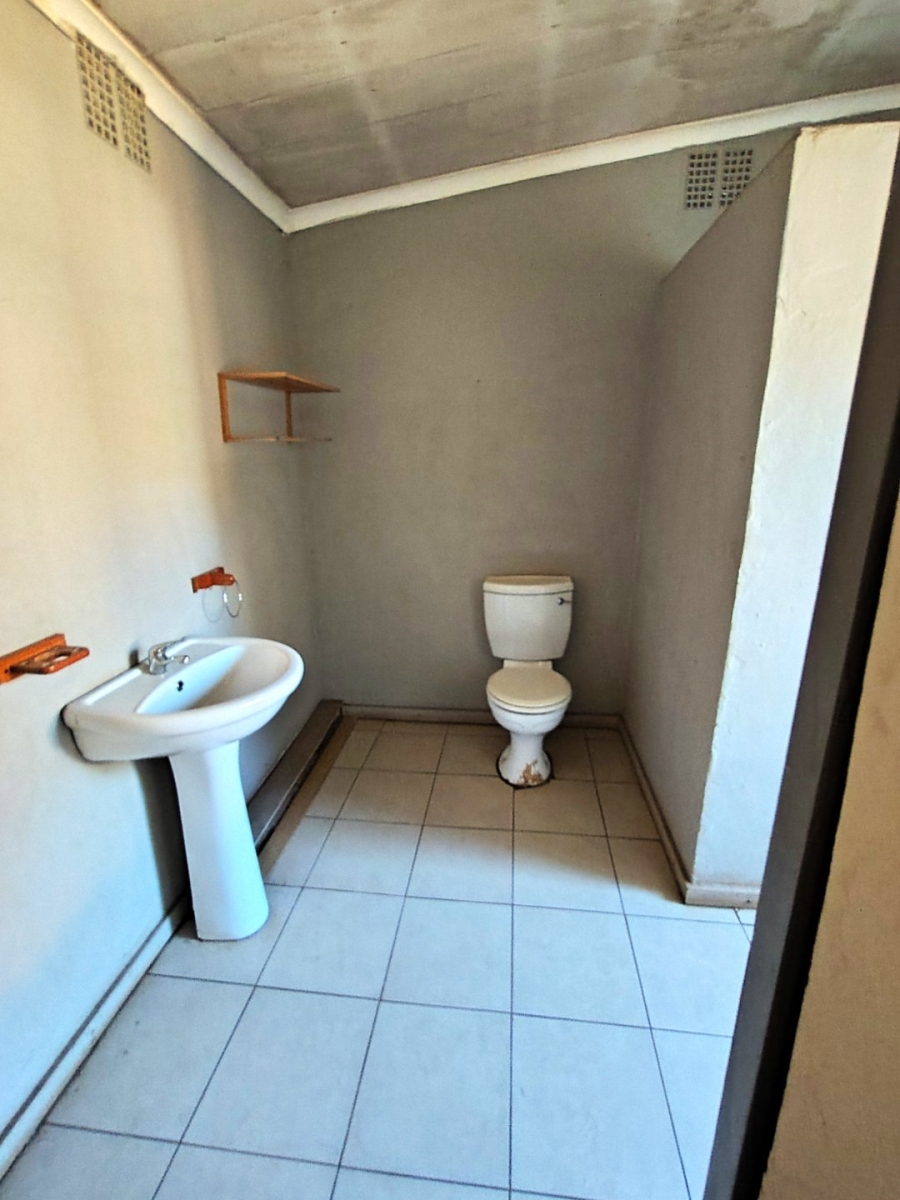 2 Bedroom Property for Sale in Vanderbijlpark Cw 6 Gauteng