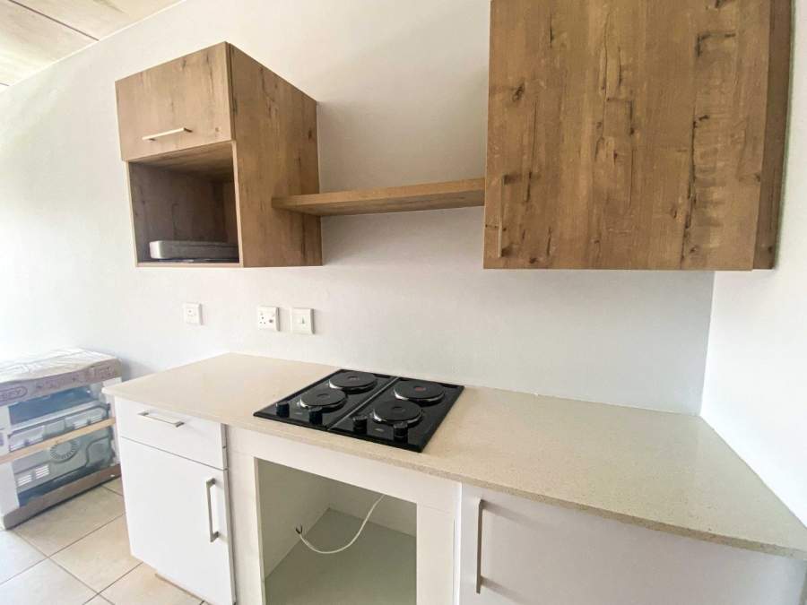 To Let 2 Bedroom Property for Rent in Ferndale Gauteng