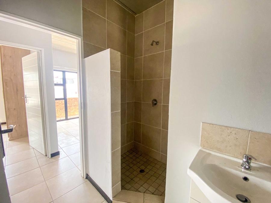 To Let 2 Bedroom Property for Rent in Ferndale Gauteng