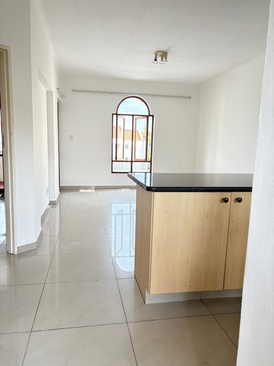 To Let 1 Bedroom Property for Rent in Noordwyk Gauteng