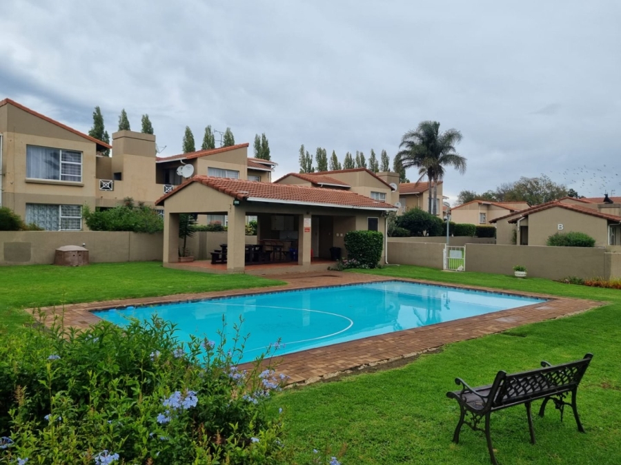 2 Bedroom Property for Sale in Witfield Gauteng
