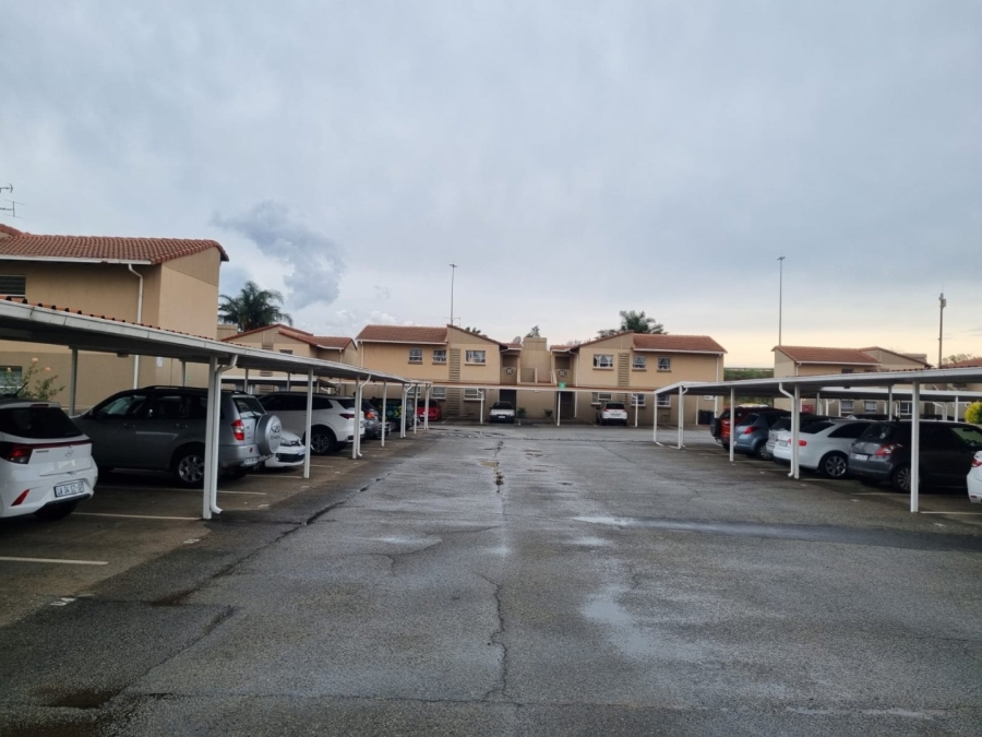 2 Bedroom Property for Sale in Witfield Gauteng