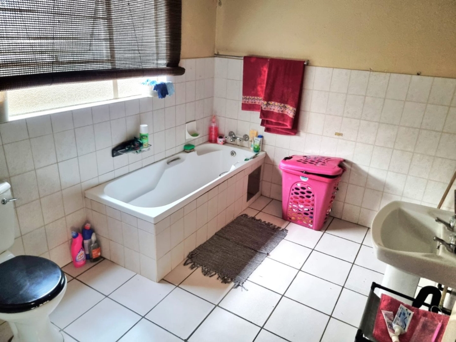 2 Bedroom Property for Sale in Witfield Gauteng