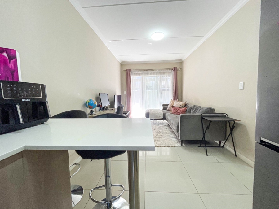 1 Bedroom Property for Sale in Halfway Gardens Gauteng