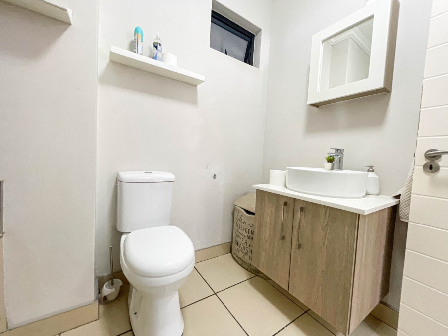 1 Bedroom Property for Sale in Halfway Gardens Gauteng