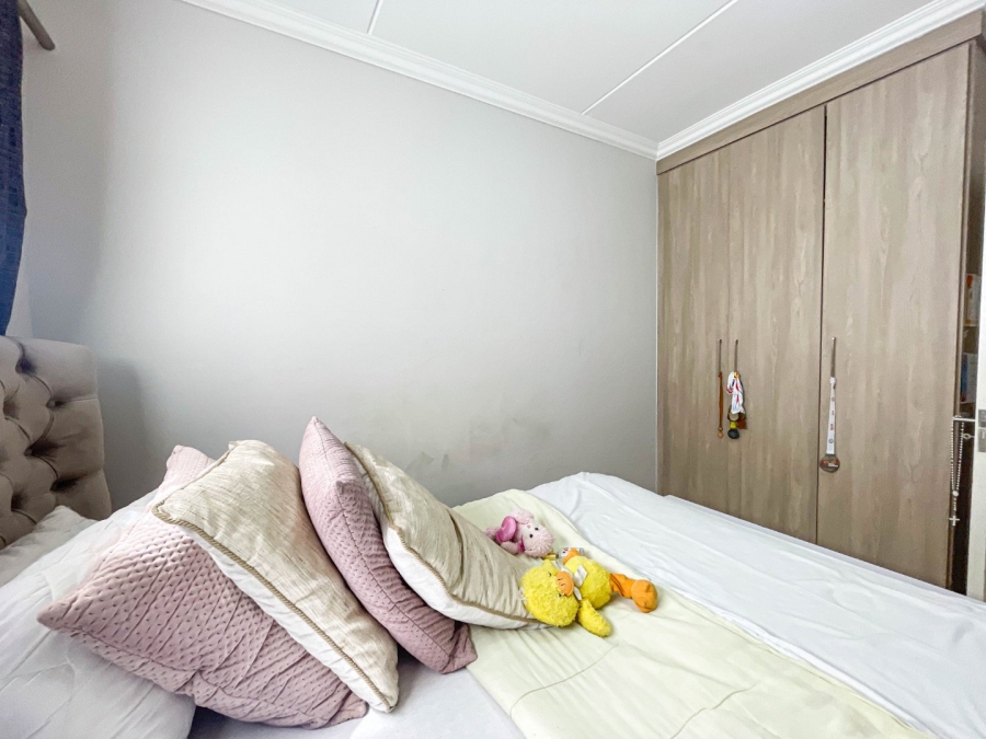 1 Bedroom Property for Sale in Halfway Gardens Gauteng