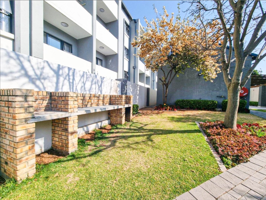 1 Bedroom Property for Sale in Halfway Gardens Gauteng