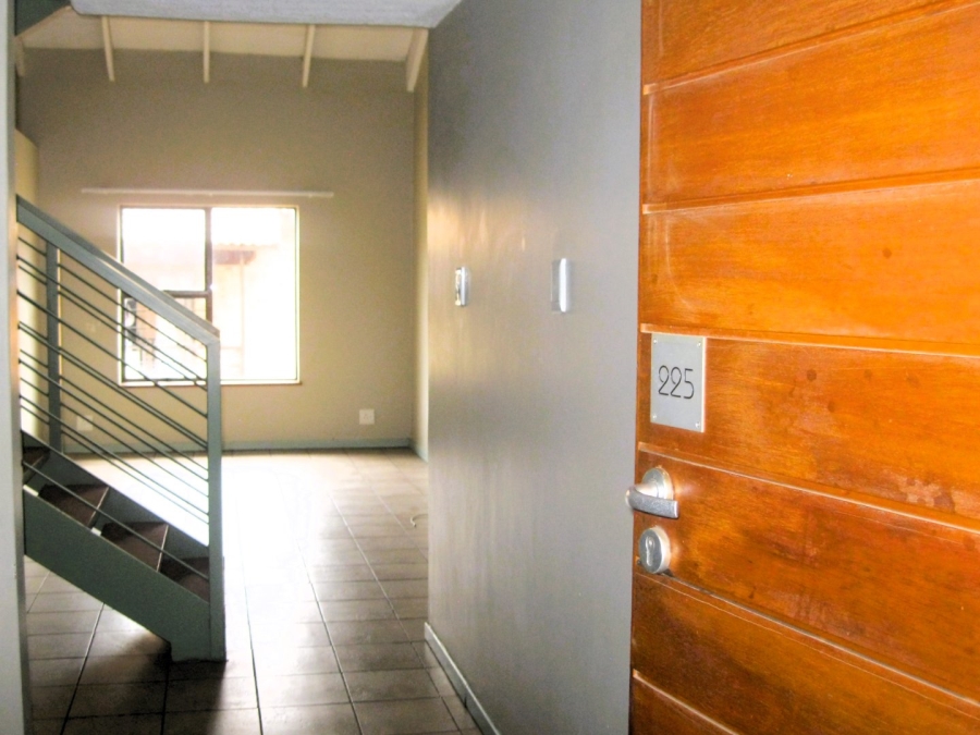 1 Bedroom Property for Sale in Hatfield Gauteng