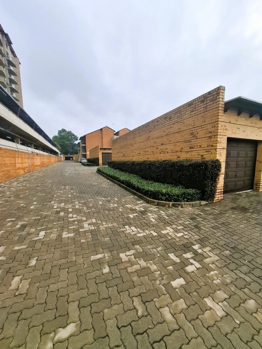 1 Bedroom Property for Sale in Hatfield Gauteng