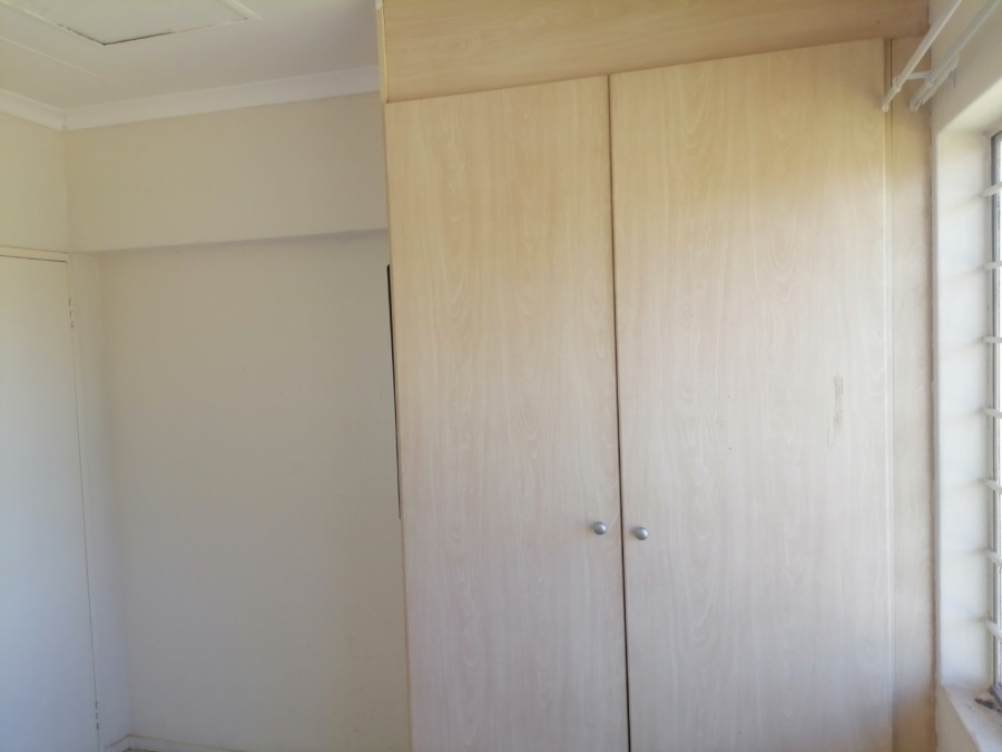 2 Bedroom Property for Sale in Klippoortje Gauteng