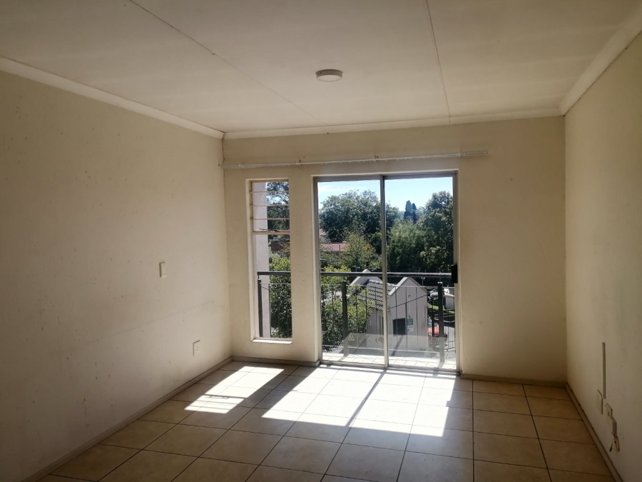 2 Bedroom Property for Sale in Klippoortje Gauteng