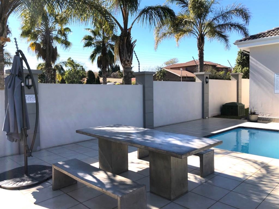 To Let 2 Bedroom Property for Rent in Noordwyk Gauteng