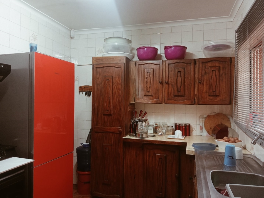 To Let 3 Bedroom Property for Rent in Birch Acres Gauteng