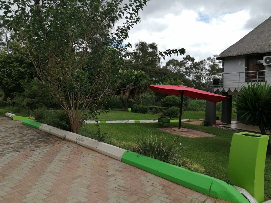 1 Bedroom Property for Sale in Laezonia Gauteng
