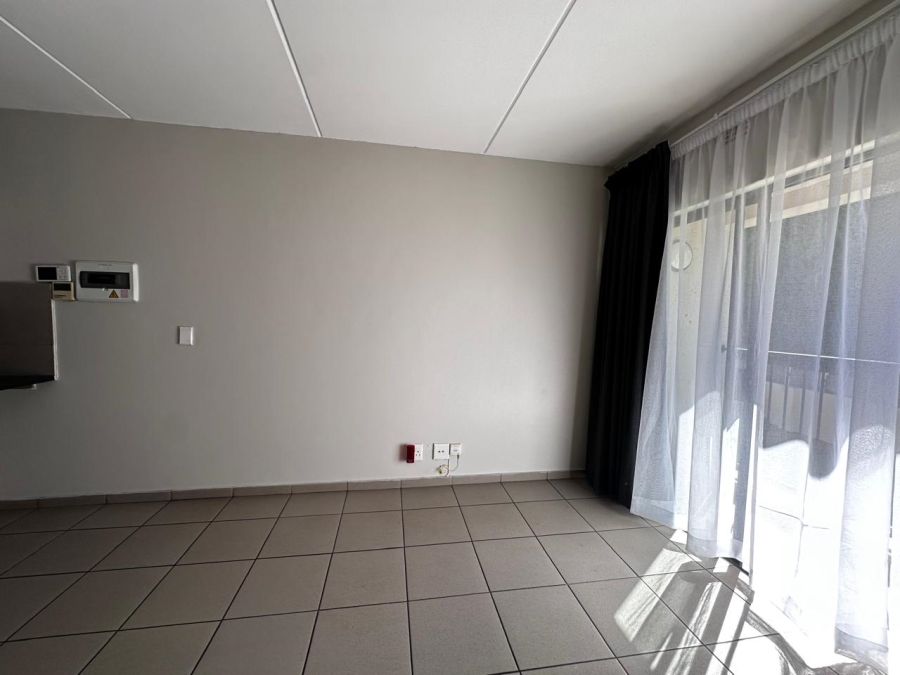 To Let 2 Bedroom Property for Rent in Ravenswood Gauteng